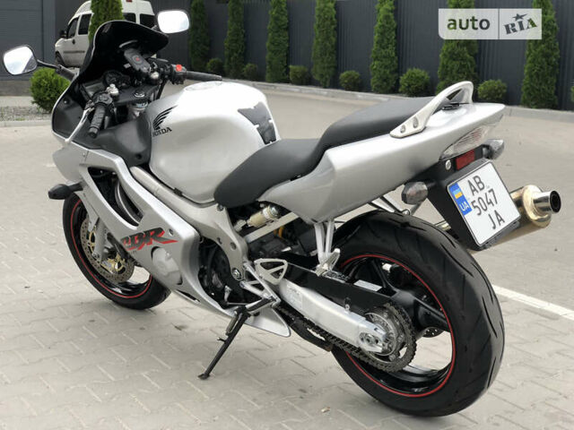 Сірий Хонда CBR 600F, об'ємом двигуна 0.6 л та пробігом 31 тис. км за 5500 $, фото 7 на Automoto.ua