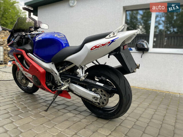 Синий Хонда CBR 600F, объемом двигателя 0.6 л и пробегом 26 тыс. км за 4450 $, фото 3 на Automoto.ua