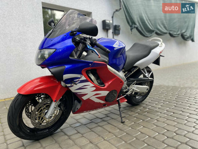 Синий Хонда CBR 600F, объемом двигателя 0.6 л и пробегом 26 тыс. км за 4450 $, фото 4 на Automoto.ua