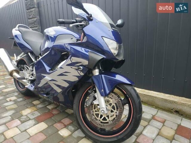 Синий Хонда CBR 600F, объемом двигателя 0.6 л и пробегом 41 тыс. км за 3680 $, фото 1 на Automoto.ua