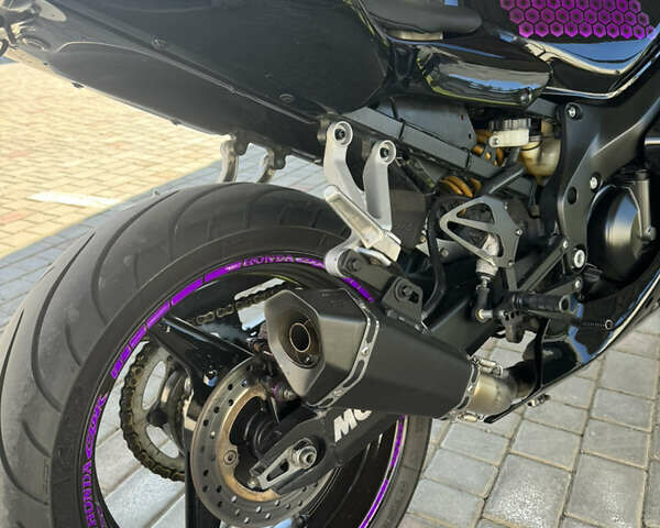 Черный Хонда CBR 600F4i, объемом двигателя 0.6 л и пробегом 51 тыс. км за 5500 $, фото 5 на Automoto.ua