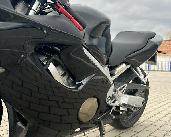 Чорний Хонда CBR 600F4i, об'ємом двигуна 0.6 л та пробігом 28 тис. км за 4800 $, фото 9 на Automoto.ua