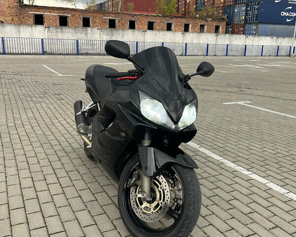 Чорний Хонда CBR 600F4i, об'ємом двигуна 0.6 л та пробігом 28 тис. км за 4800 $, фото 1 на Automoto.ua