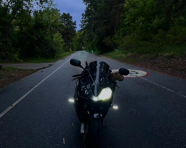 Черный Хонда CBR 600F4i, объемом двигателя 0.6 л и пробегом 71 тыс. км за 4900 $, фото 4 на Automoto.ua