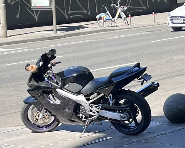 Черный Хонда CBR 600F4i, объемом двигателя 0.6 л и пробегом 71 тыс. км за 4900 $, фото 7 на Automoto.ua