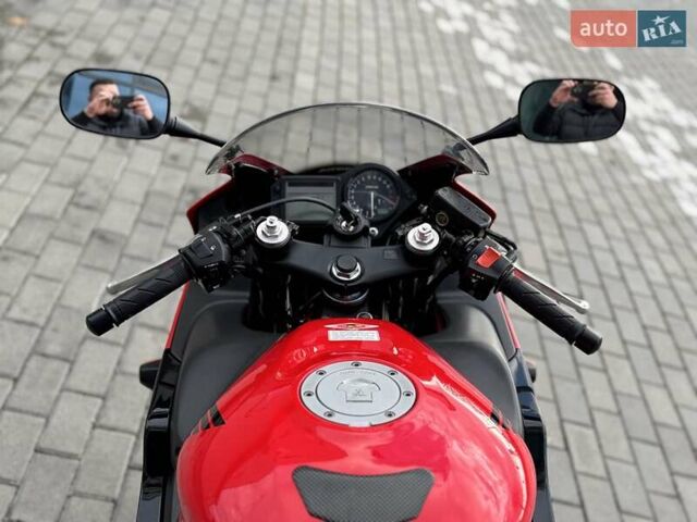 Красный Хонда CBR 600F4i, объемом двигателя 0.6 л и пробегом 17 тыс. км за 5999 $, фото 14 на Automoto.ua