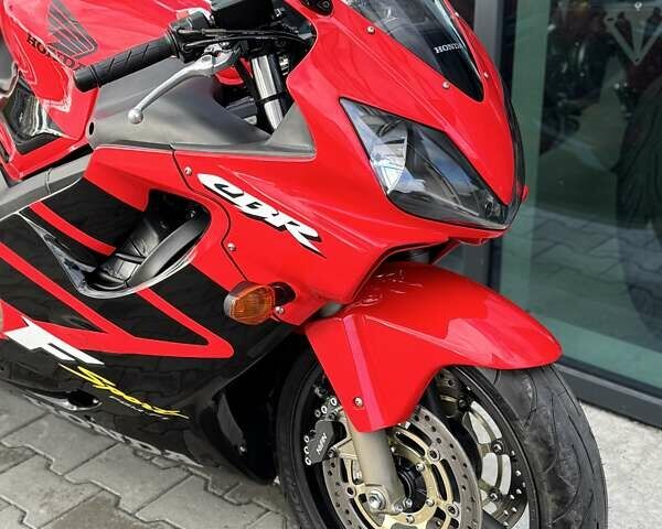 Красный Хонда CBR 600F4i, объемом двигателя 0.6 л и пробегом 17 тыс. км за 5999 $, фото 29 на Automoto.ua