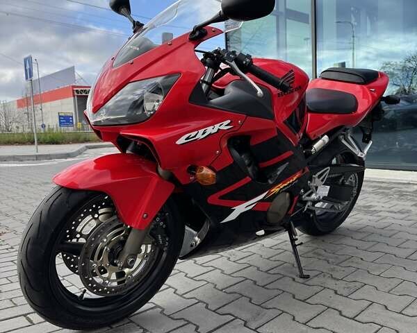 Красный Хонда CBR 600F4i, объемом двигателя 0.6 л и пробегом 17 тыс. км за 5999 $, фото 4 на Automoto.ua