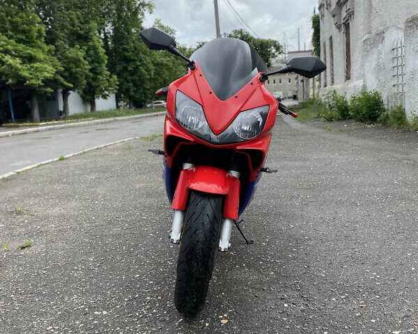 Хонда CBR 600F4i, объемом двигателя 0.6 л и пробегом 55 тыс. км за 5000 $, фото 6 на Automoto.ua