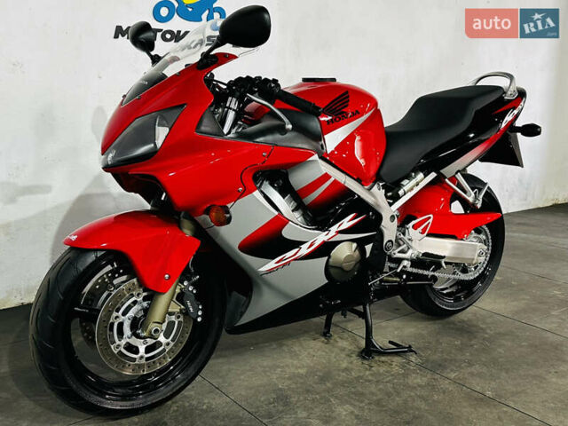 Хонда CBR 600F4i, объемом двигателя 0 л и пробегом 25 тыс. км за 5500 $, фото 2 на Automoto.ua