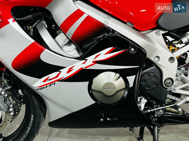 Хонда CBR 600F4i, объемом двигателя 0 л и пробегом 25 тыс. км за 5500 $, фото 9 на Automoto.ua