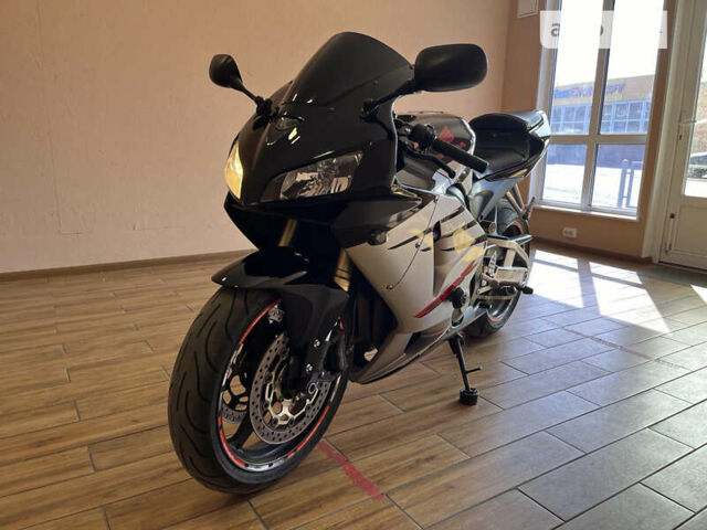 Чорний Хонда CBR 600RR, об'ємом двигуна 0 л та пробігом 79 тис. км за 5500 $, фото 22 на Automoto.ua