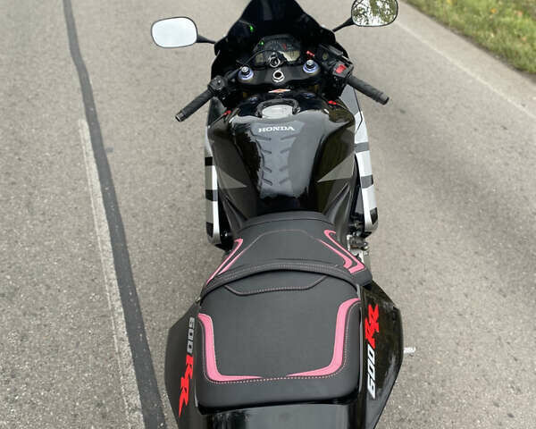 Черный Хонда CBR 600RR, объемом двигателя 0.6 л и пробегом 24 тыс. км за 6700 $, фото 4 на Automoto.ua