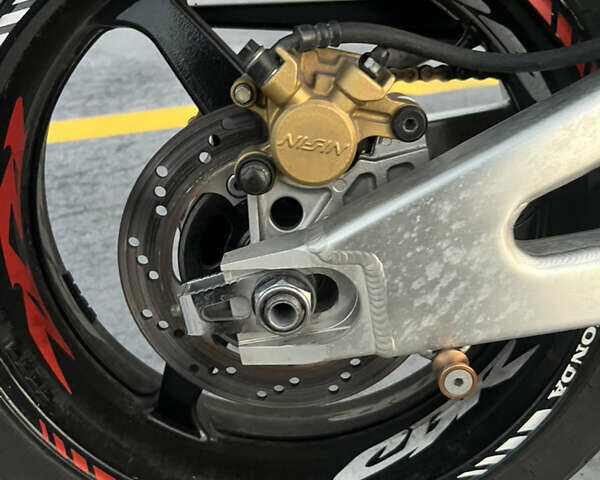 Черный Хонда CBR 600RR, объемом двигателя 0.6 л и пробегом 73 тыс. км за 5700 $, фото 3 на Automoto.ua