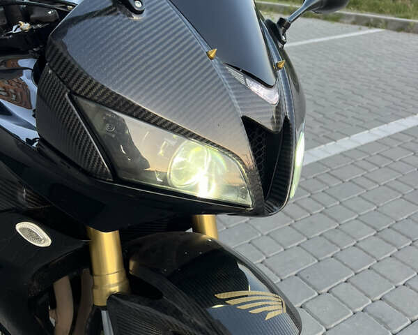 Черный Хонда CBR 600RR, объемом двигателя 0.6 л и пробегом 23 тыс. км за 8500 $, фото 22 на Automoto.ua