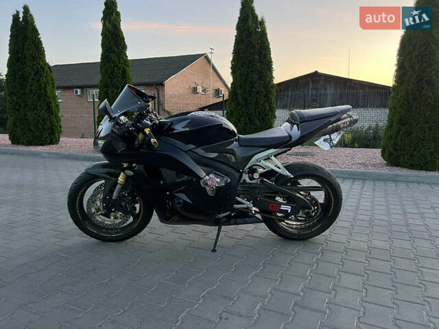 Черный Хонда CBR 600RR, объемом двигателя 0.6 л и пробегом 23 тыс. км за 8500 $, фото 28 на Automoto.ua