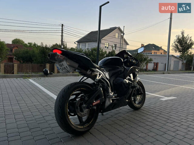 Черный Хонда CBR 600RR, объемом двигателя 0.6 л и пробегом 23 тыс. км за 8500 $, фото 3 на Automoto.ua
