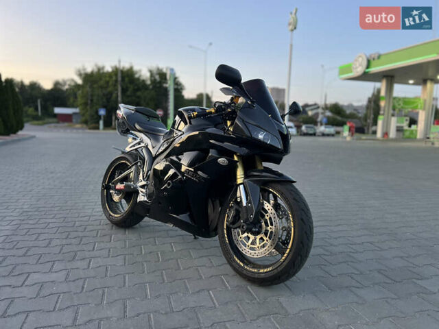 Черный Хонда CBR 600RR, объемом двигателя 0.6 л и пробегом 23 тыс. км за 8500 $, фото 25 на Automoto.ua