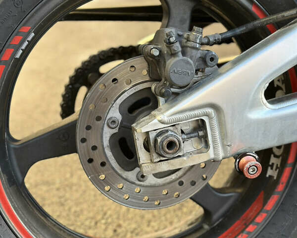 Черный Хонда CBR 600RR, объемом двигателя 0.6 л и пробегом 34 тыс. км за 7500 $, фото 4 на Automoto.ua