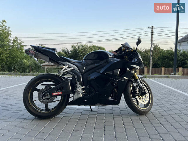 Черный Хонда CBR 600RR, объемом двигателя 0.6 л и пробегом 23 тыс. км за 8500 $, фото 18 на Automoto.ua