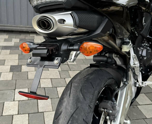 Черный Хонда CBR 600RR, объемом двигателя 0.6 л и пробегом 27 тыс. км за 10000 $, фото 5 на Automoto.ua