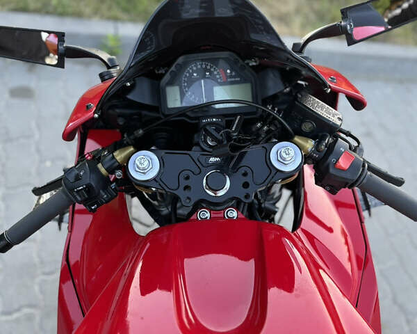 Красный Хонда CBR 600RR, объемом двигателя 0.6 л и пробегом 28 тыс. км за 5200 $, фото 7 на Automoto.ua