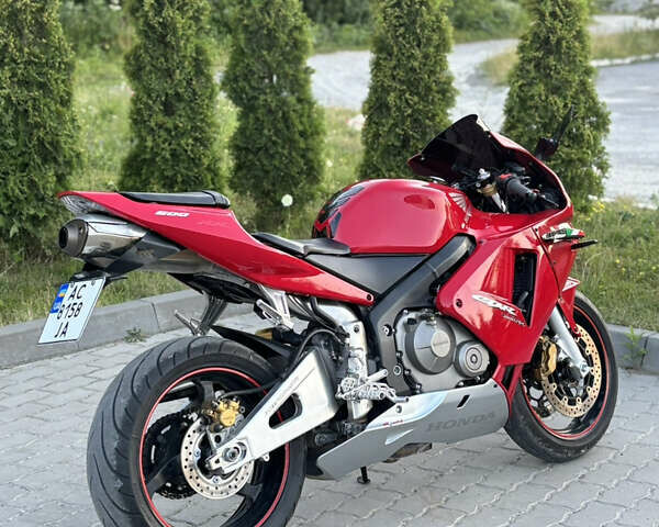 Красный Хонда CBR 600RR, объемом двигателя 0.6 л и пробегом 28 тыс. км за 5200 $, фото 1 на Automoto.ua