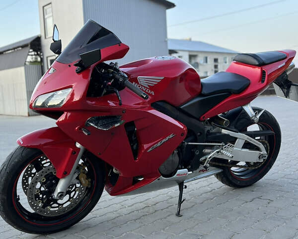 Красный Хонда CBR 600RR, объемом двигателя 0.6 л и пробегом 28 тыс. км за 5200 $, фото 5 на Automoto.ua