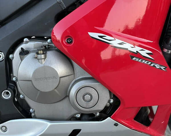 Красный Хонда CBR 600RR, объемом двигателя 0.6 л и пробегом 28 тыс. км за 5200 $, фото 10 на Automoto.ua
