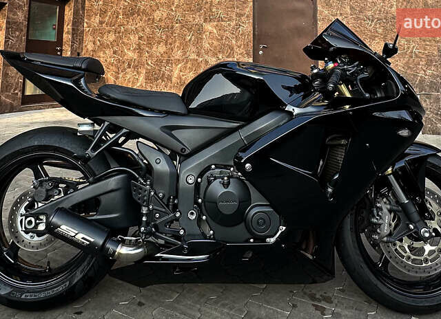 Хонда CBR 600RR, об'ємом двигуна 0 л та пробігом 14 тис. км за 8499 $, фото 1 на Automoto.ua