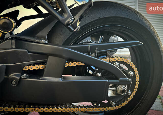 Хонда CBR 600RR, об'ємом двигуна 0 л та пробігом 14 тис. км за 8499 $, фото 13 на Automoto.ua