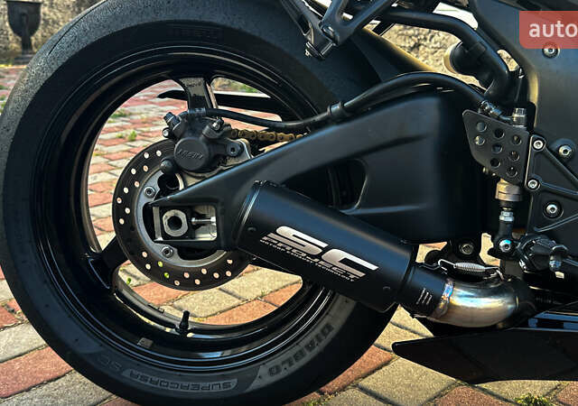 Хонда CBR 600RR, об'ємом двигуна 0 л та пробігом 14 тис. км за 8499 $, фото 6 на Automoto.ua