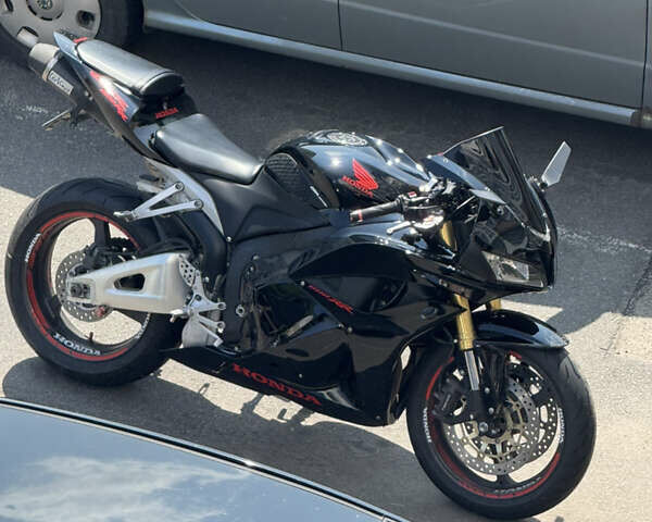 Хонда CBR 600RR, объемом двигателя 0.6 л и пробегом 30 тыс. км за 7000 $, фото 3 на Automoto.ua