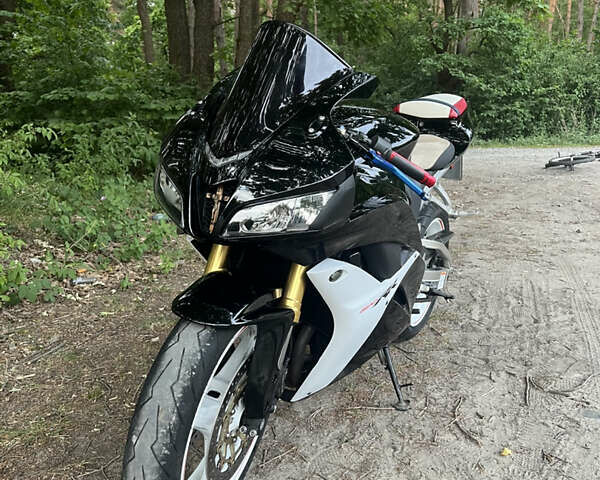 Хонда CBR 600RR, объемом двигателя 0.6 л и пробегом 24 тыс. км за 6200 $, фото 2 на Automoto.ua
