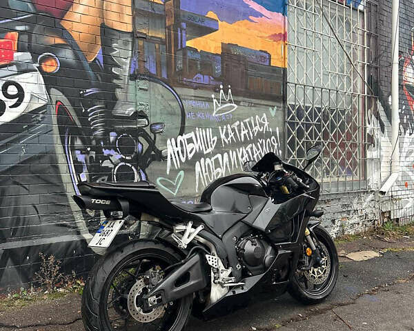 Хонда CBR 600RR, объемом двигателя 0 л и пробегом 12 тыс. км за 10000 $, фото 4 на Automoto.ua
