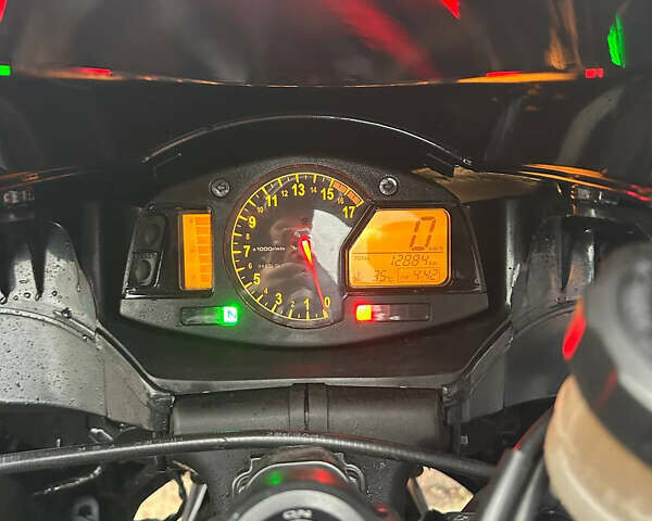 Хонда CBR 600RR, объемом двигателя 0 л и пробегом 12 тыс. км за 10000 $, фото 6 на Automoto.ua