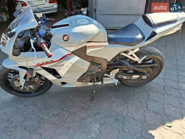 Хонда CBR 600RR, объемом двигателя 0 л и пробегом 4 тыс. км за 11000 $, фото 12 на Automoto.ua