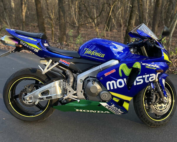 Синий Хонда CBR 600RR, объемом двигателя 0.6 л и пробегом 15 тыс. км за 8900 $, фото 1 на Automoto.ua