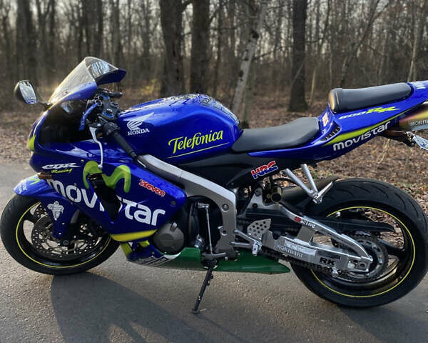 Синий Хонда CBR 600RR, объемом двигателя 0.6 л и пробегом 15 тыс. км за 8900 $, фото 4 на Automoto.ua