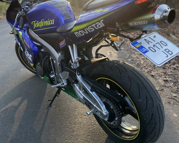 Синий Хонда CBR 600RR, объемом двигателя 0.6 л и пробегом 15 тыс. км за 8900 $, фото 3 на Automoto.ua