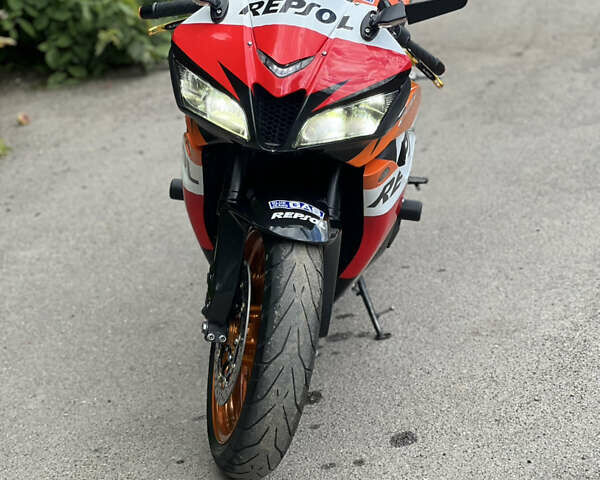 Оранжевый Хонда CBR 600RR, объемом двигателя 0.6 л и пробегом 18 тыс. км за 6250 $, фото 2 на Automoto.ua
