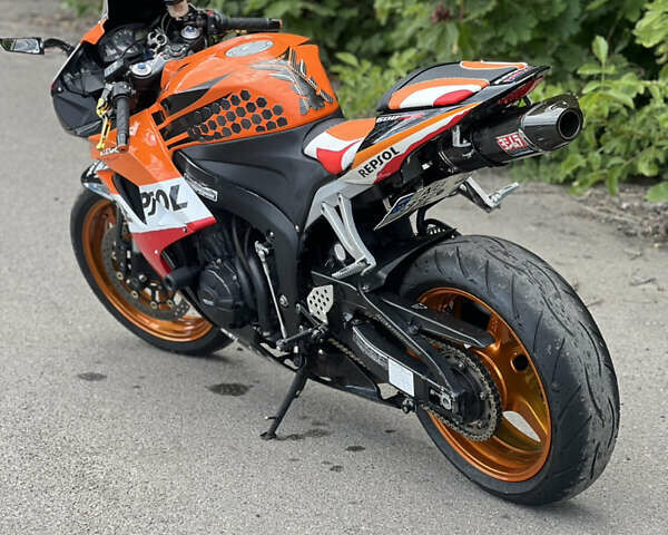 Оранжевый Хонда CBR 600RR, объемом двигателя 0.6 л и пробегом 18 тыс. км за 6250 $, фото 4 на Automoto.ua