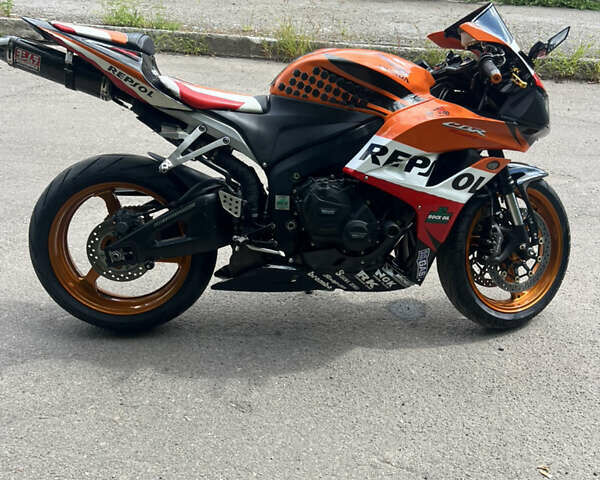 Оранжевый Хонда CBR 600RR, объемом двигателя 0.6 л и пробегом 18 тыс. км за 6250 $, фото 10 на Automoto.ua