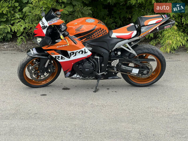 Оранжевый Хонда CBR 600RR, объемом двигателя 0.6 л и пробегом 18 тыс. км за 6250 $, фото 3 на Automoto.ua