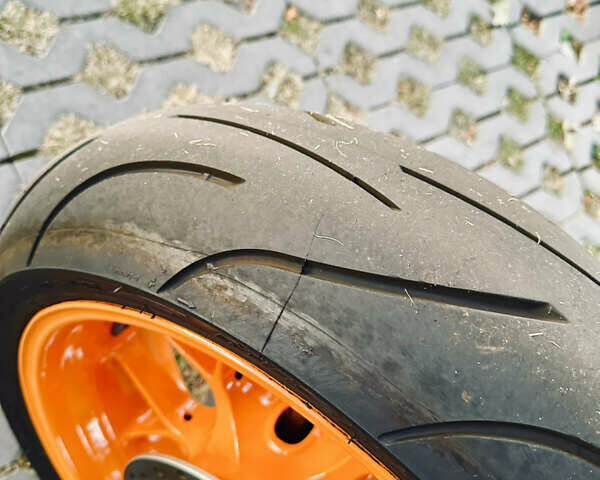 Помаранчевий Хонда CBR 600RR, об'ємом двигуна 0.6 л та пробігом 20 тис. км за 12000 $, фото 10 на Automoto.ua