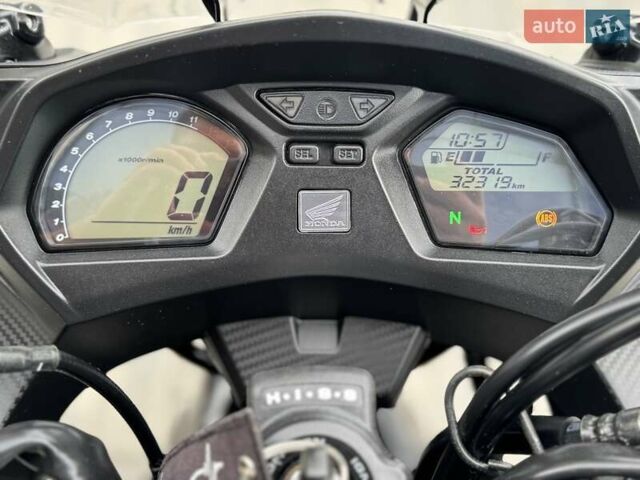 Черный Хонда CBR 650F, объемом двигателя 0.65 л и пробегом 32 тыс. км за 7799 $, фото 24 на Automoto.ua