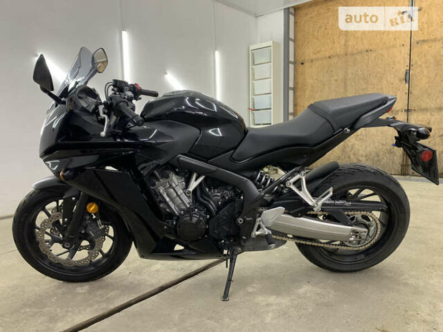 Черный Хонда CBR 650F, объемом двигателя 0.65 л и пробегом 13 тыс. км за 5900 $, фото 2 на Automoto.ua