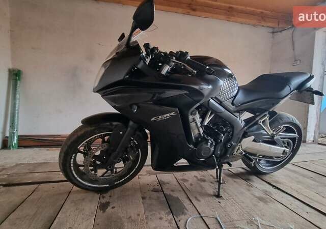 Черный Хонда CBR 650F, объемом двигателя 0.65 л и пробегом 33 тыс. км за 5000 $, фото 2 на Automoto.ua