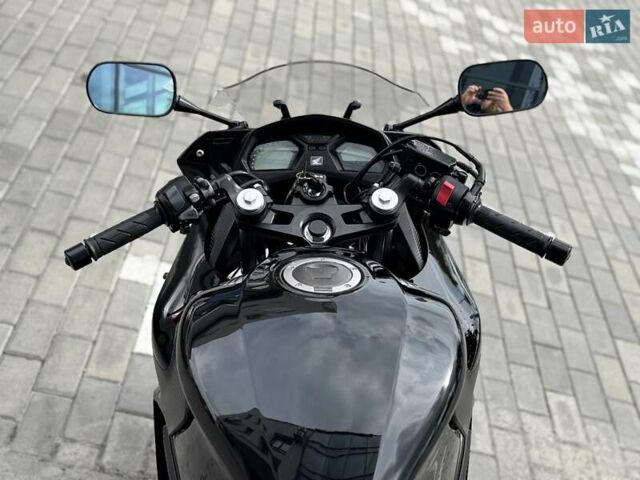 Черный Хонда CBR 650F, объемом двигателя 0.65 л и пробегом 32 тыс. км за 7799 $, фото 11 на Automoto.ua