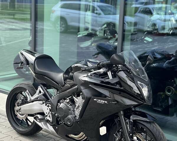 Черный Хонда CBR 650F, объемом двигателя 0.65 л и пробегом 32 тыс. км за 7799 $, фото 28 на Automoto.ua